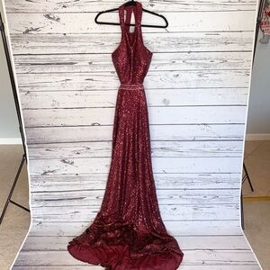 Elizabeth K GLS Collective Burgundy Sequin Cut Out Open Back Formal Gown Size M